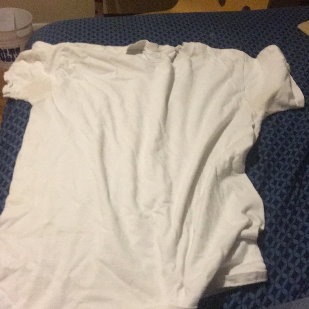 plain white t-shirt
